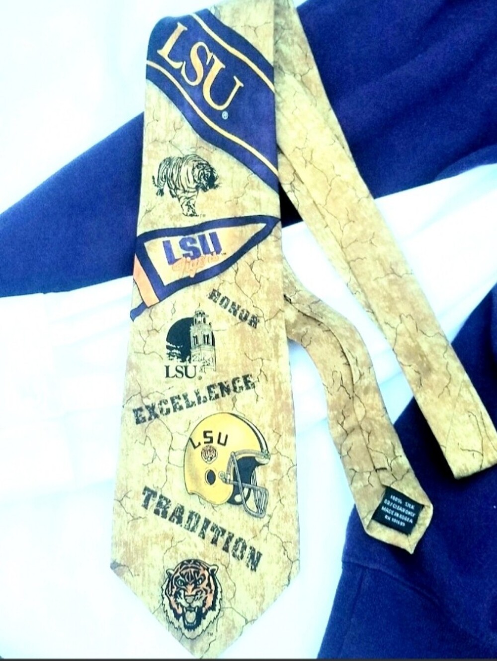 Louisiana LSU Tigers SILK Necktie Official Bayou Bengal Alumni Tie